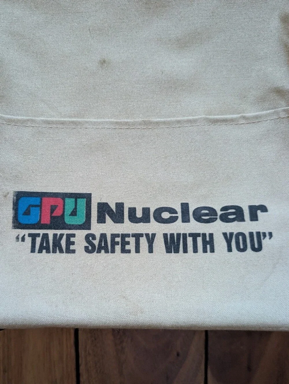 GPU Nuclear Vintage Travel Bag (OS)